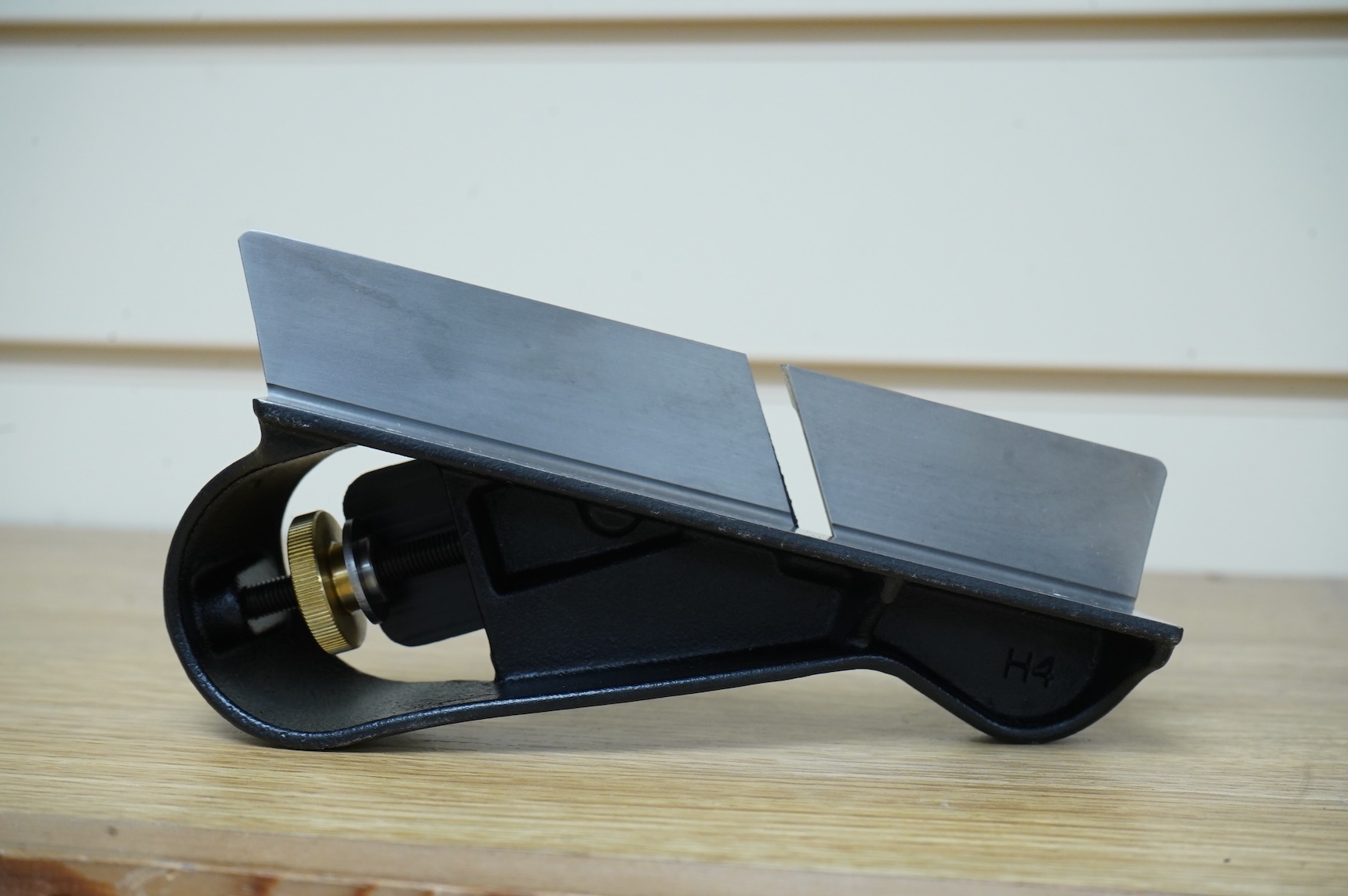 A pair of boxed Veritas Tools edge-trimming planes (left hand and right hand) with paperwork